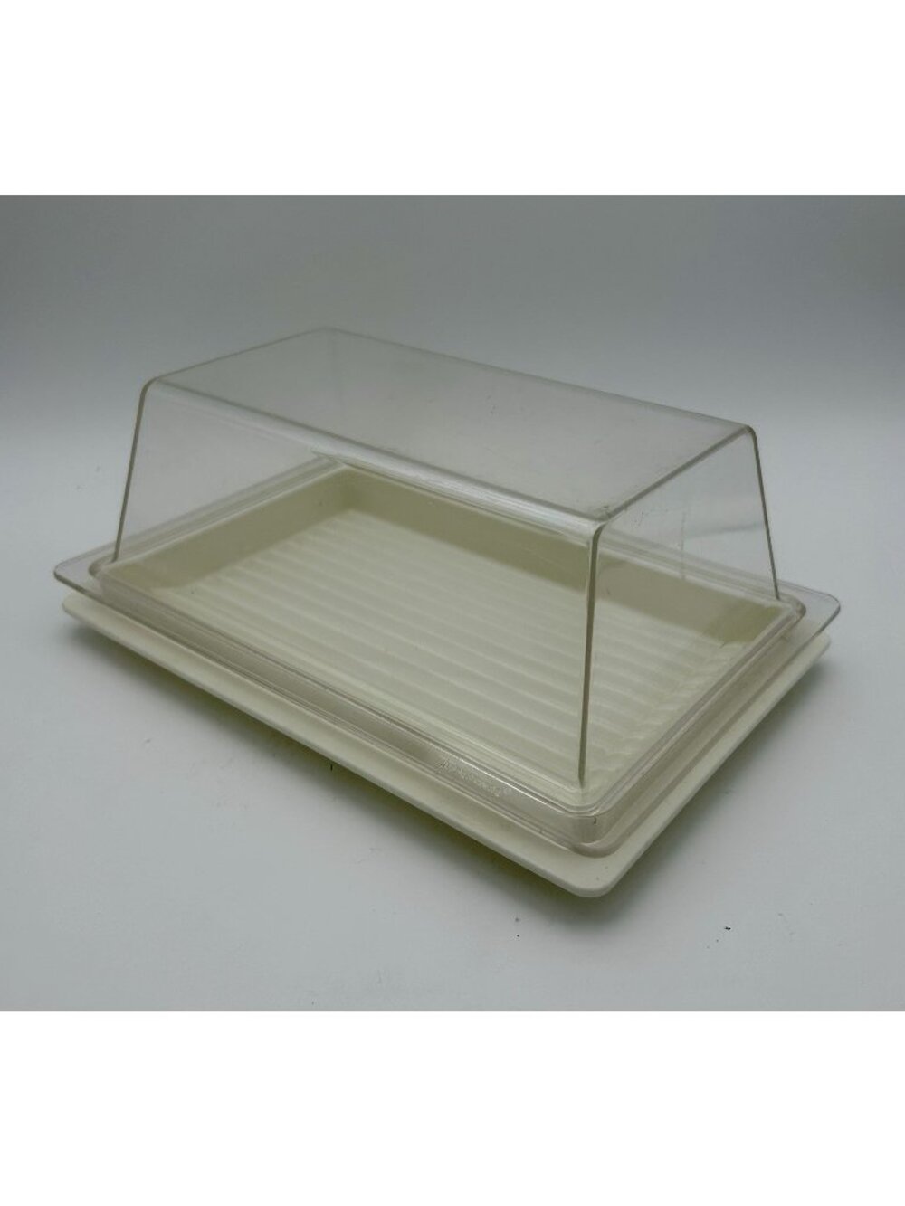 Vintage Tupperware Cheese/Butter/Meat Keeper #1634 #1635 Clear Lid-Beige Base
